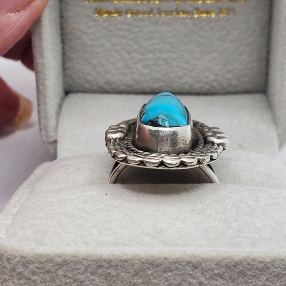 Oblong Sterling Silver Turquoise Ring - Picture 3 of 5